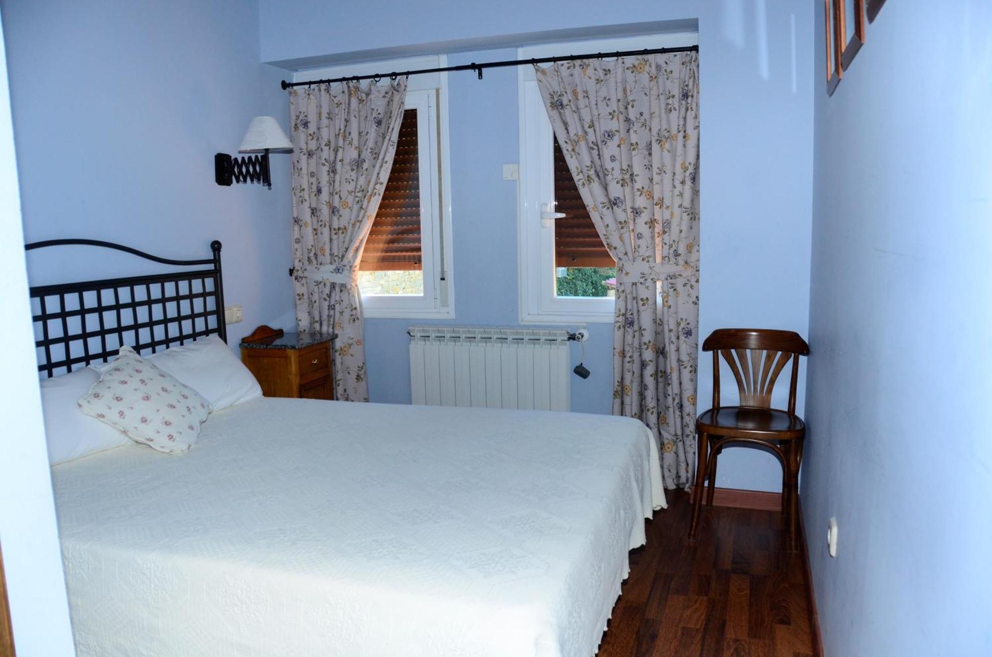 Hotel Charle Jaca Rum bild